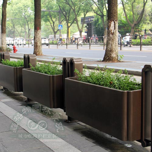 中央道路隔離不銹鋼花箱